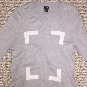 H&M GREY + WHITE SWEATER